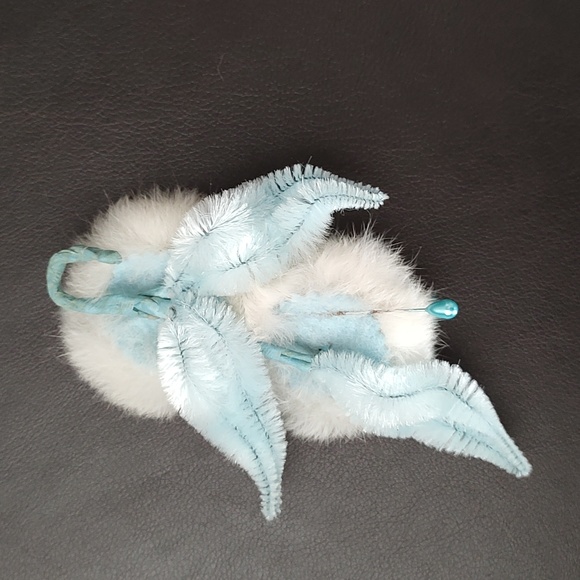 Genuine chinchilla corsage - Picture 3 of 8